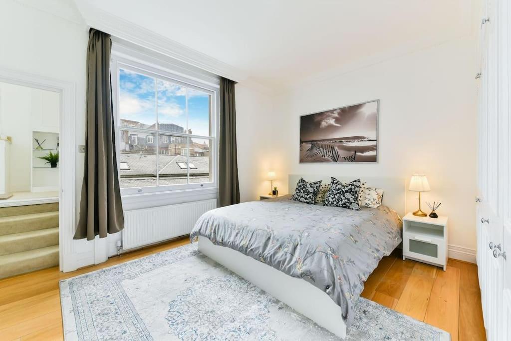 Knightsbridge Stylish Two Bedroom Apartment Λονδίνο Εξωτερικό φωτογραφία