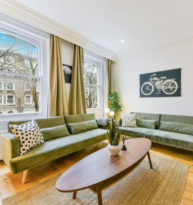 Knightsbridge Stylish Two Bedroom Apartment Λονδίνο Εξωτερικό φωτογραφία